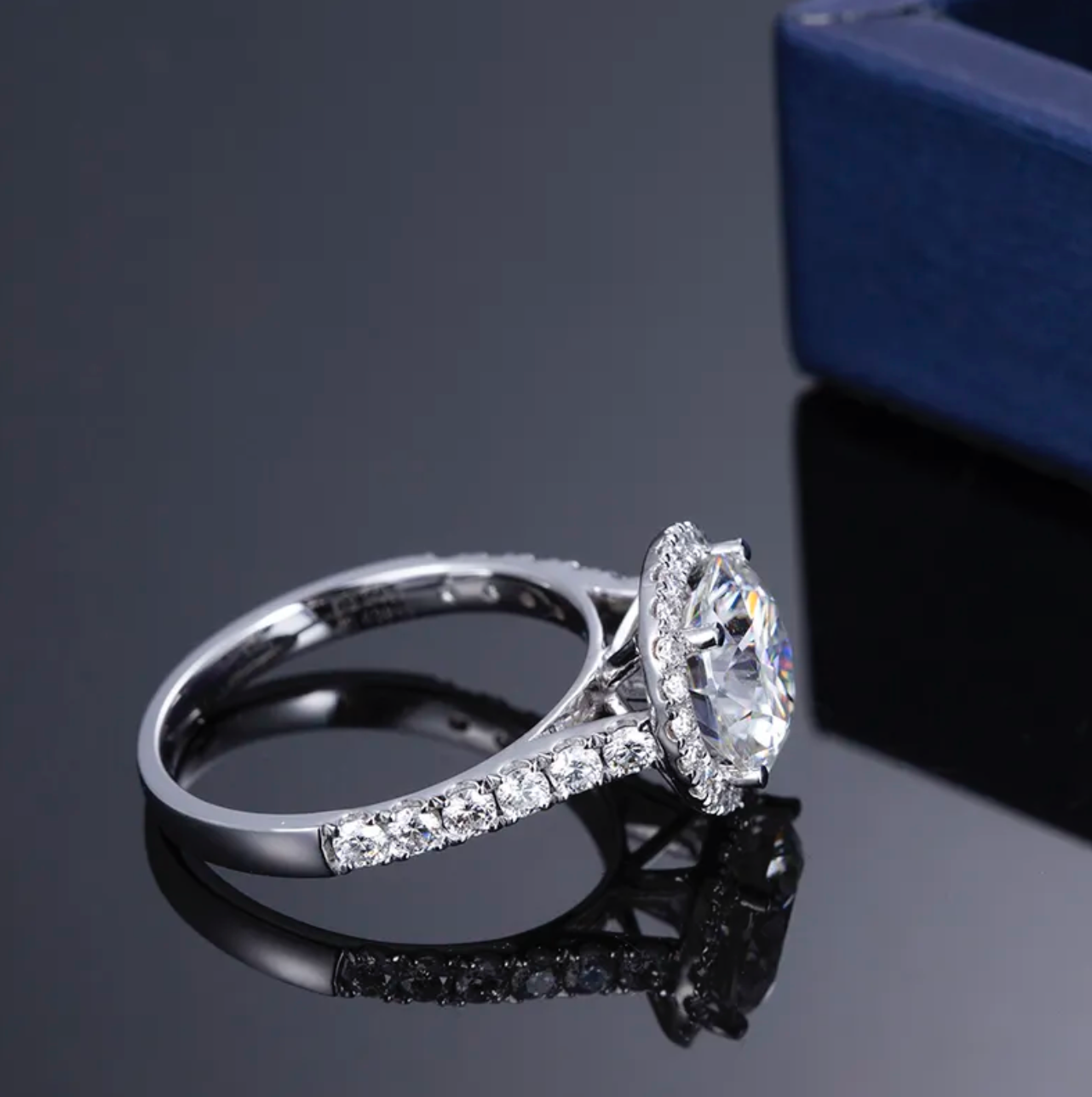 Round Halo Pavé Engagement Ring