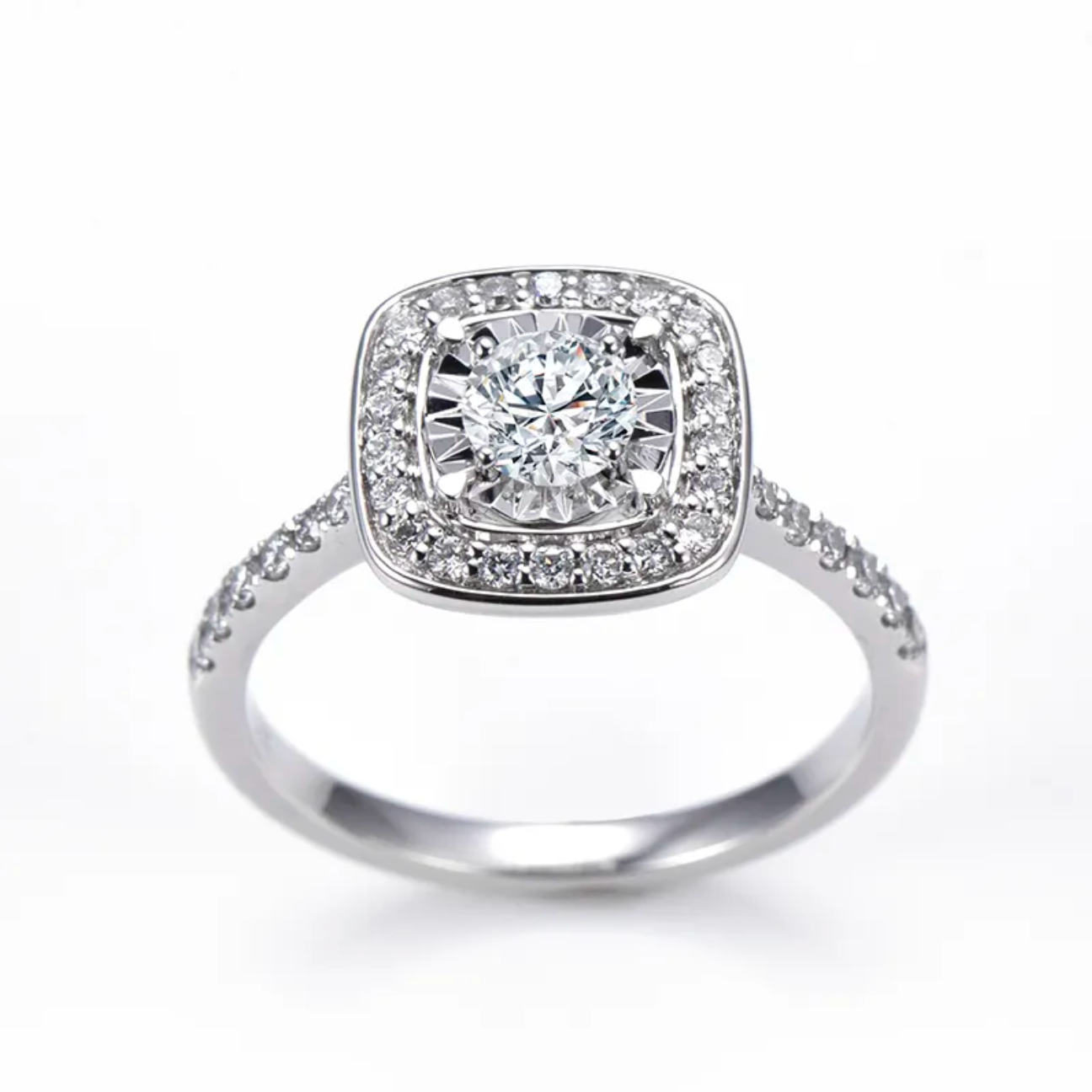 Round Pavé Bezel Engagement Ring