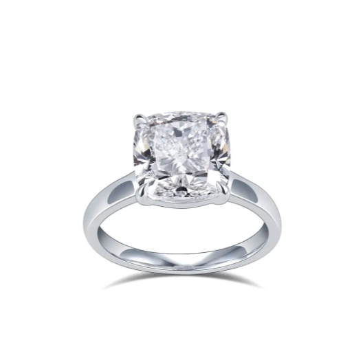 Bague de fiançailles solitaire coussin