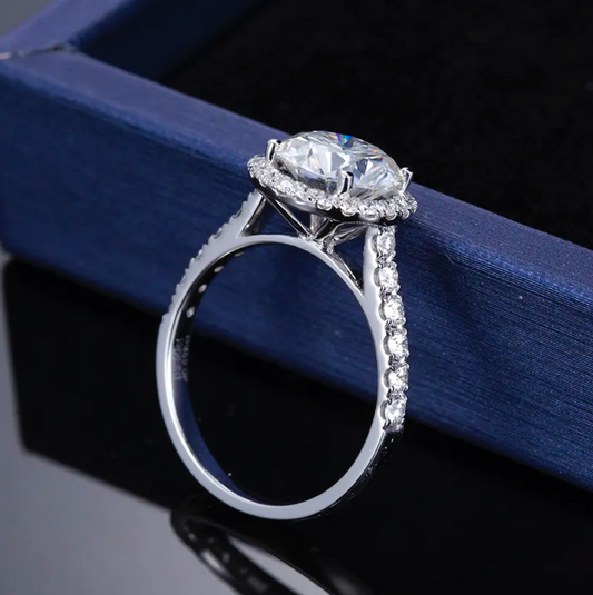 Round Halo Pavé Engagement Ring