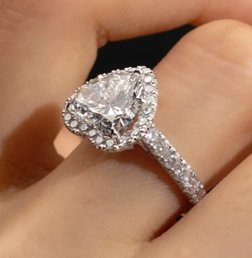 Heart Halo Pavé Engagement Ring